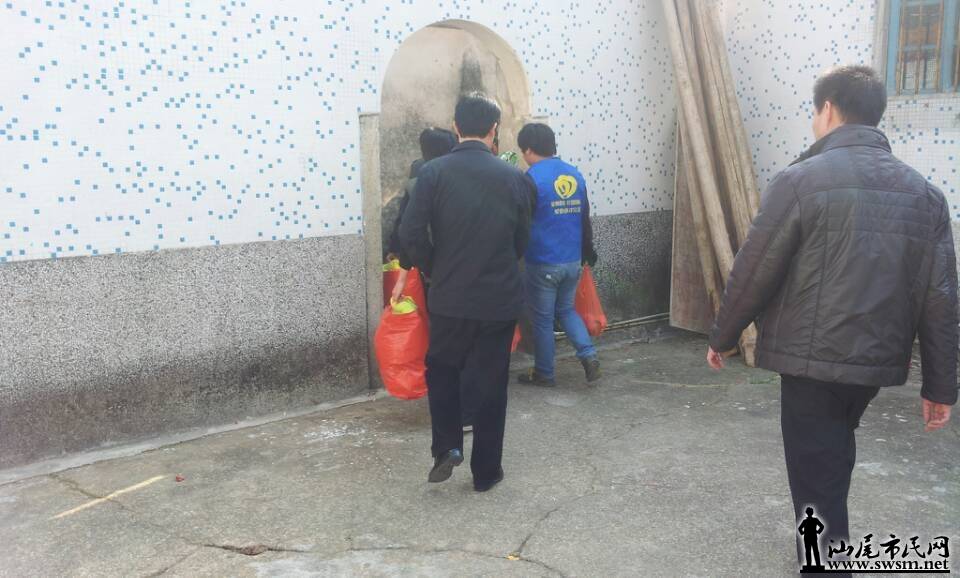 QQͼƬ20131222204005.jpg