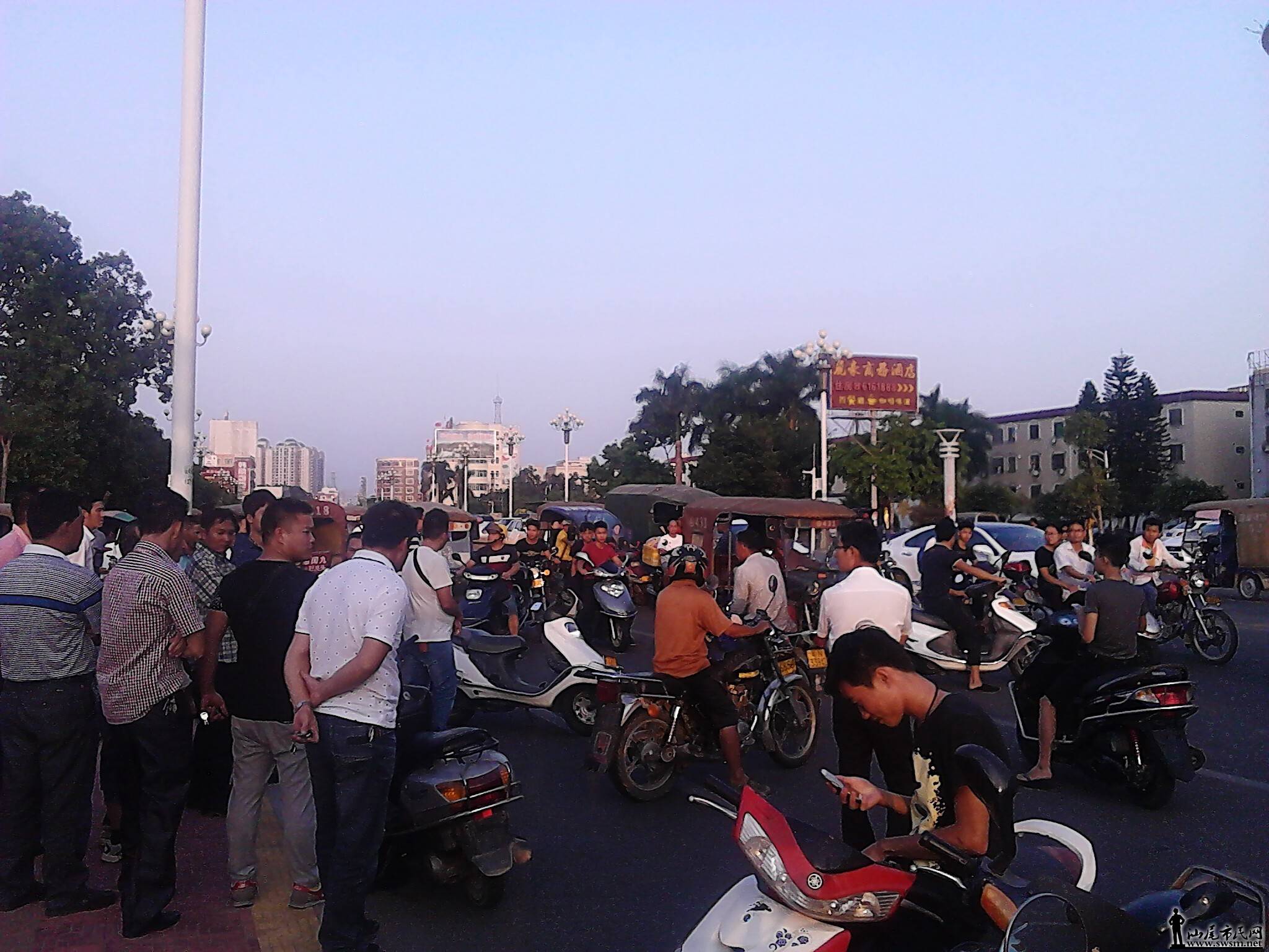 QQͼƬ20141027172700.jpg