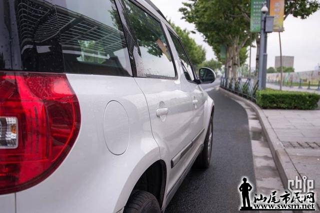 080333XX3.jpg