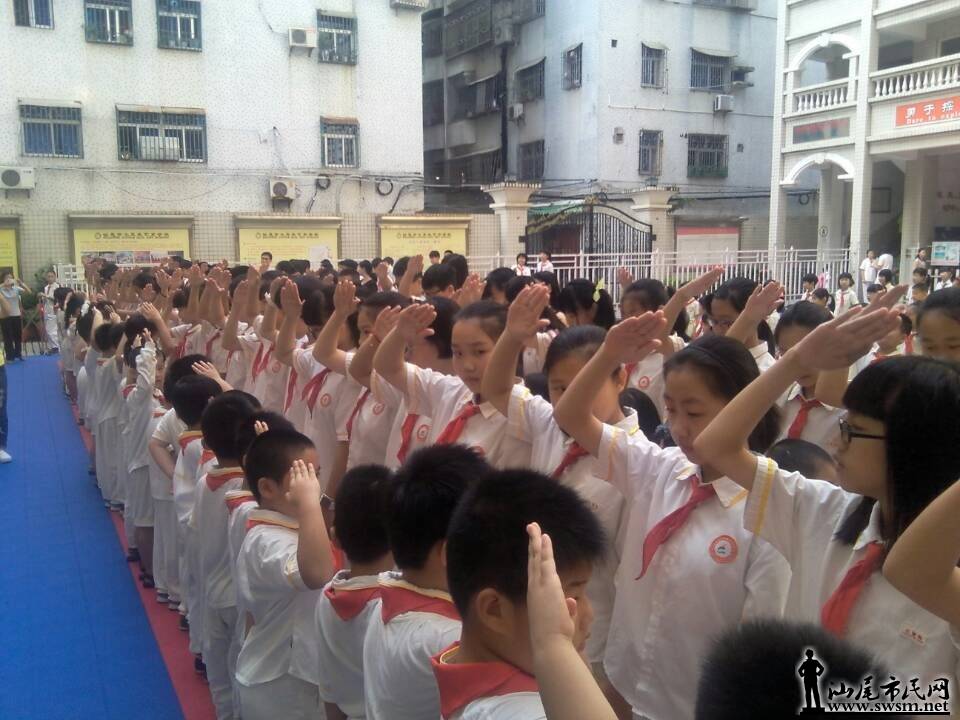 QQͼƬ20150525100043.jpg