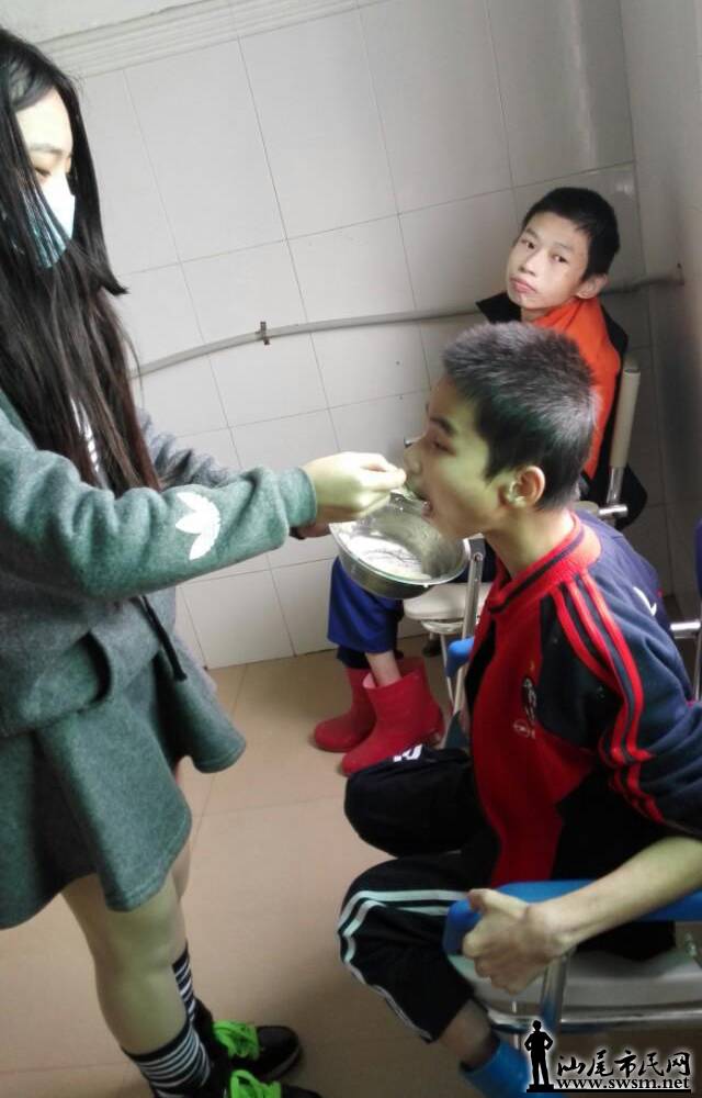 7000434d2cb08293c.jpg