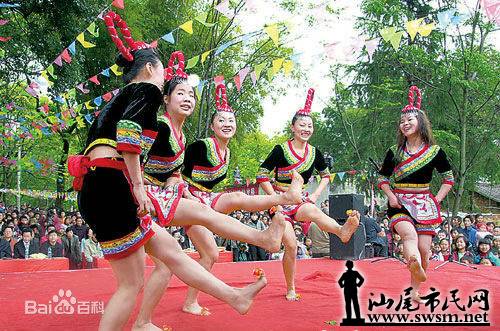 5d6034a85edf8db1be3a6a610f23dd54564e749a.jpg