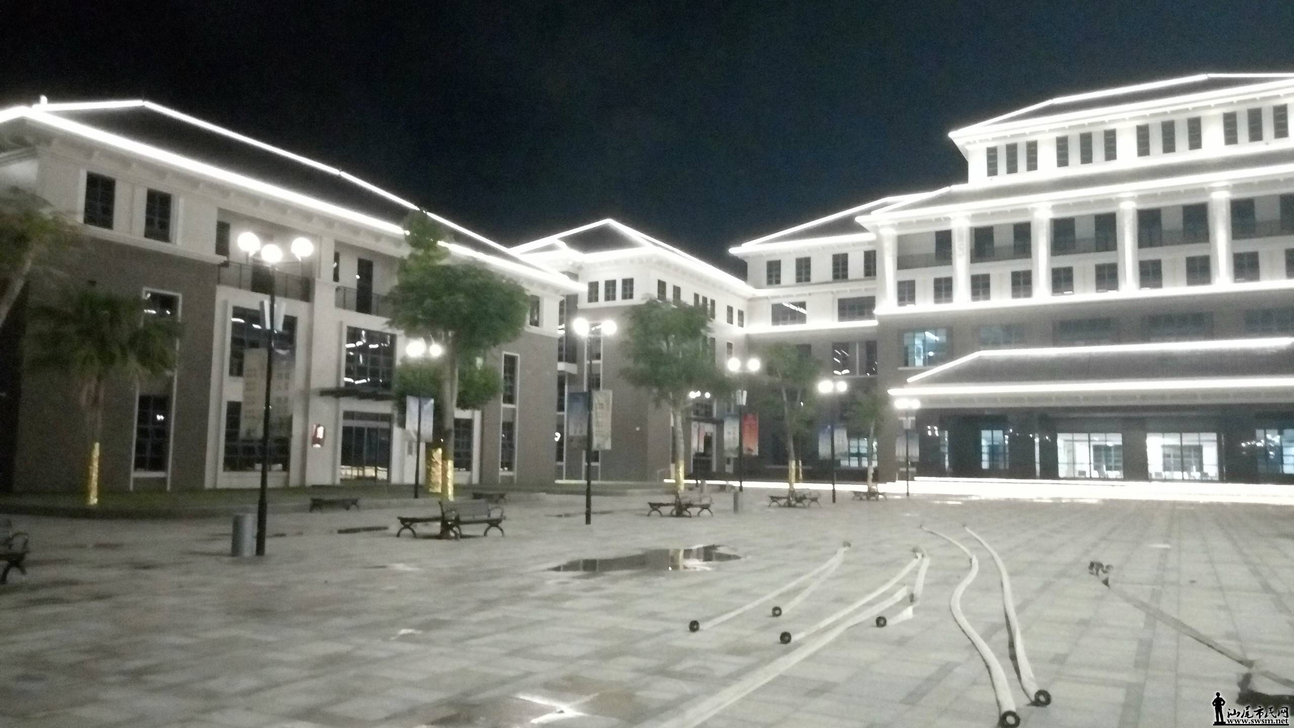 P70925-222544.jpg