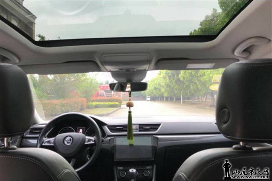 900x675_0_q87_autohomecar__wKgHIVrZohiAIBXDAAFCN6XqFek451.jpg
