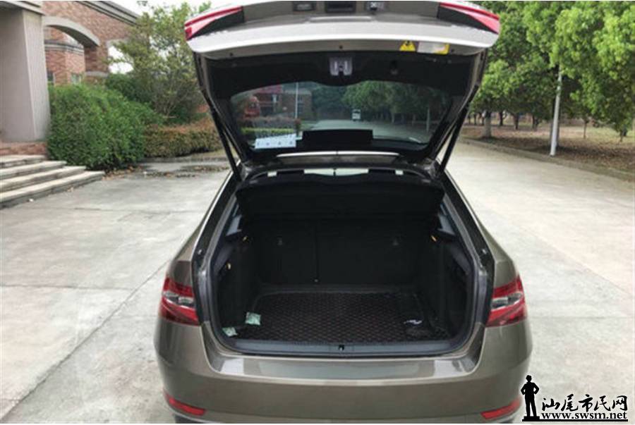 900x675_0_q87_autohomecar__wKgHIVrZoh6AQxeqAAGbpnbnpSw220.jpg